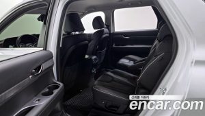 Hyundai Palisade Бензин 3.8 2WD 2024 года из Южной Кореи