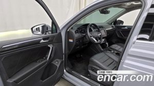 Volkswagen Tiguan 2.0 TDI 4 Prestige 2022 года из Южной Кореи