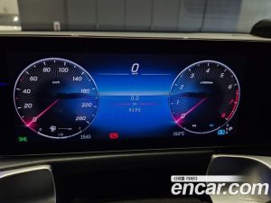 Mercedes-Benz GLB-Class GLB250 4MATIC 2025 года из Южной Кореи