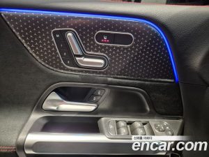 Mercedes-Benz GLB-Class GLB250 4MATIC 2025 года из Южной Кореи