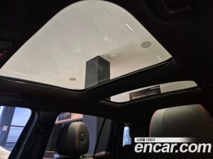 Mercedes-Benz GLB-Class GLB250 4MATIC 2025 года из Южной Кореи