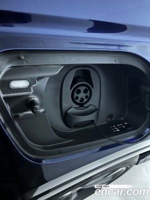 Audi Q4 e-tron 40 Premium 2024 года из Южной Кореи