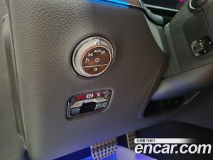 Mercedes-Benz GLC-Class GLC300 4MATIC AMG Line 2025 года из Южной Кореи