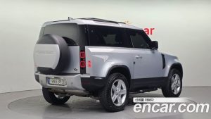Land Rover Defender 90 D250 SE 2023 года из Южной Кореи