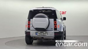 Land Rover Defender 90 D250 SE 2023 года из Южной Кореи