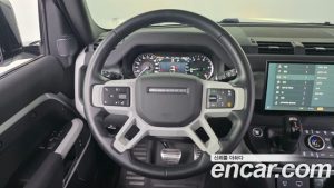 Land Rover Defender 90 D250 SE 2023 года из Южной Кореи