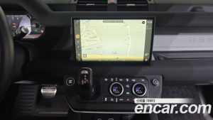 Land Rover Defender 90 D250 SE 2023 года из Южной Кореи