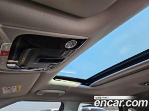 Kia Seltos Бензин 1.6 Turbo 2WD 2024 года из Южной Кореи