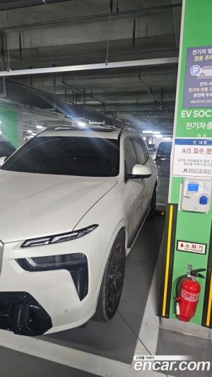BMW X7 xDrive 40i M Sport 7-Seater 2024 года из Южной Кореи