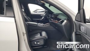 BMW X6 xDrive40i M Sport 2024 года из Южной Кореи