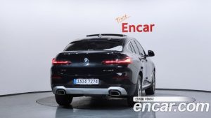 BMW X4 xDrive20d xLine 2023 года из Южной Кореи