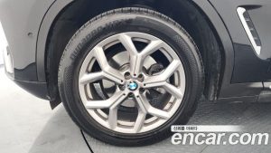 BMW X4 xDrive20d xLine 2023 года из Южной Кореи