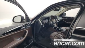 BMW X4 xDrive20d xLine 2023 года из Южной Кореи