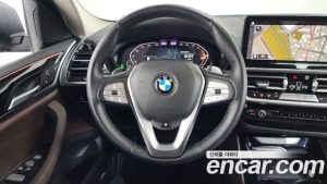 BMW X4 xDrive20d xLine 2023 года из Южной Кореи
