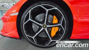 Lamborghini Huracan LP640-4 EVO SPYDER 2023 года из Южной Кореи