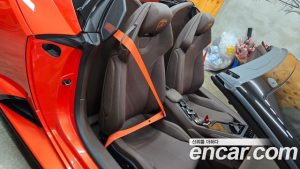 Lamborghini Huracan LP640-4 EVO SPYDER 2023 года из Южной Кореи