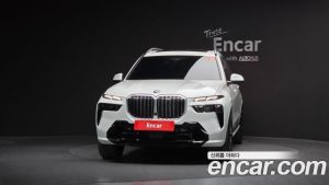 BMW X7 xDrive 40i M Sport 6 2025 года из Южной Кореи