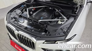 BMW X7 xDrive 40i M Sport 6 2025 года из Южной Кореи