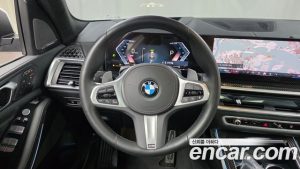 BMW X7 xDrive 40i M Sport 6 2025 года из Южной Кореи