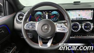 Mercedes-Benz GLB-Class GLB250 4MATIC 2023 года из Южной Кореи
