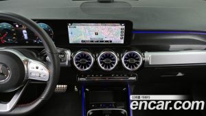 Mercedes-Benz GLB-Class GLB250 4MATIC 2023 года из Южной Кореи
