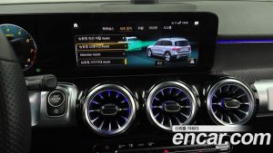 Mercedes-Benz GLB-Class GLB250 4MATIC 2023 года из Южной Кореи