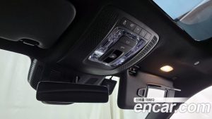 Mercedes-Benz GLB-Class GLB250 4MATIC 2023 года из Южной Кореи