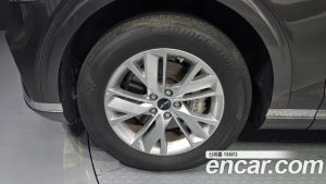Genesis GV70 2.5T Бензин 2WD 2025 года из Южной Кореи