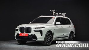 BMW X7 xDrive 40i M Sport 6 2024 года из Южной Кореи