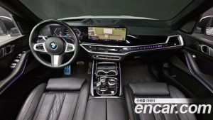 BMW X7 xDrive 40i M Sport 6 2024 года из Южной Кореи