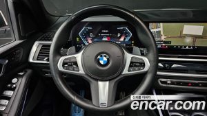 BMW X7 xDrive 40i M Sport 6 2024 года из Южной Кореи