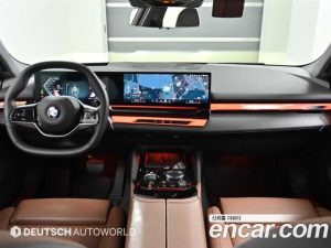 BMW 5-Series 530i xDrive 2024 года из Южной Кореи
