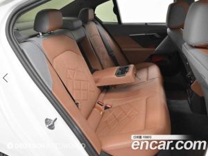 BMW 5-Series 530i xDrive 2024 года из Южной Кореи