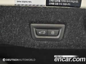 BMW 5-Series 530i xDrive 2024 года из Южной Кореи
