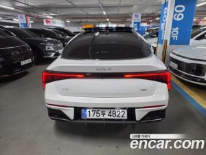 Kia K5 Signature 2025 года из Южной Кореи