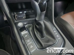 Volkswagen Tiguan 2.0 TSI Prestige 2024 года из Южной Кореи