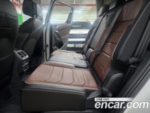 Volkswagen Tiguan 2.0 TSI Prestige 2024 года из Южной Кореи