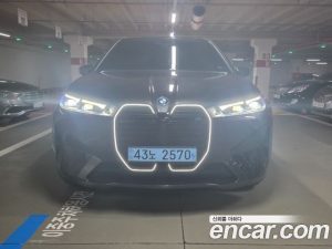 BMW iX xDrive50 Sport Plus 2024 года из Южной Кореи