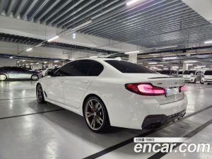 BMW 5-Series M550i xDrive 2023 года из Южной Кореи