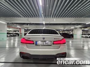 BMW 5-Series M550i xDrive 2023 года из Южной Кореи