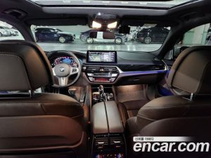 BMW 5-Series M550i xDrive 2023 года из Южной Кореи