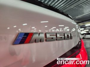 BMW 5-Series M550i xDrive 2023 года из Южной Кореи