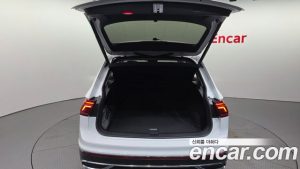 Volkswagen Tiguan 2.0 TDI 4 Prestige 2022 года из Южной Кореи