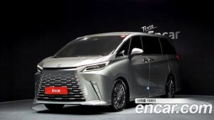 Lexus LM 500h Royal 2025 года из Южной Кореи