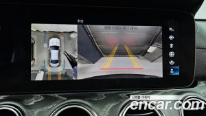 Mercedes-Benz E-Class E350 4MATIC AMG Line 2023 года из Южной Кореи