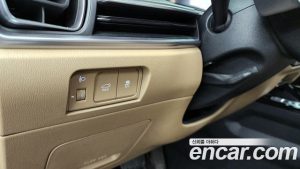 Kia Sorento HEV 1.6 2WD 2024 года из Южной Кореи