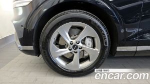 Genesis GV70 2.5T Бензин AWD 2025 года из Южной Кореи