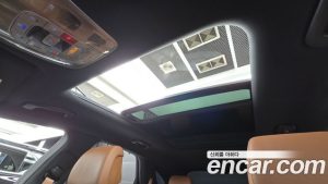 Genesis GV70 2.5T Бензин AWD 2025 года из Южной Кореи