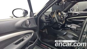 Mini Clubman JCW 2023 года из Южной Кореи