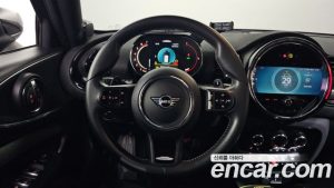 Mini Clubman JCW 2023 года из Южной Кореи